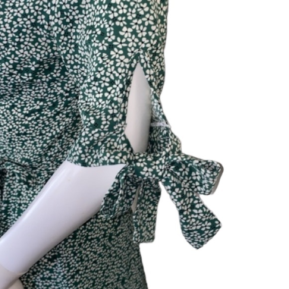 Rihoas Dress Wrap style NWT / size small - Picture 9 of 17